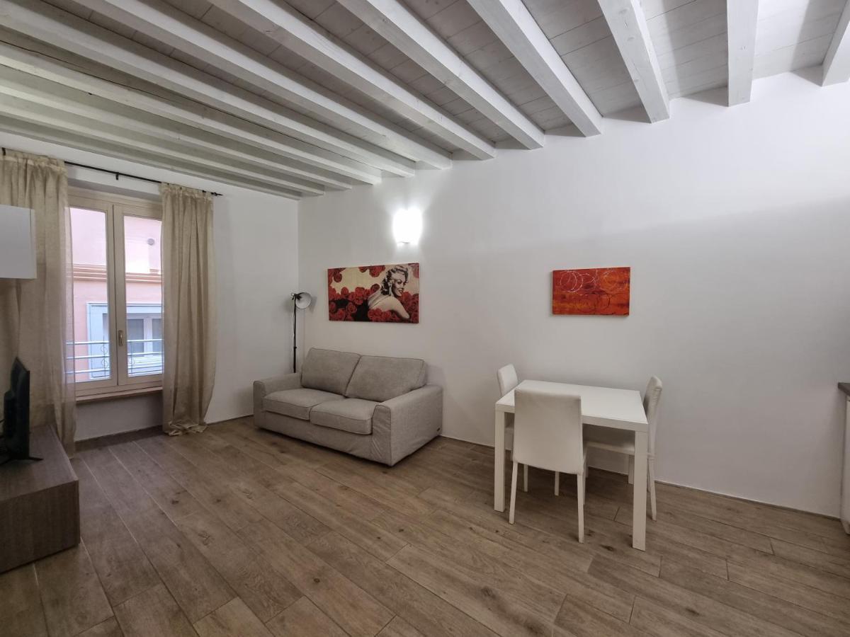 Profumo Di Lago Desenzano-By Goccia Di Lago Desenzano del Garda Eksteriør billede