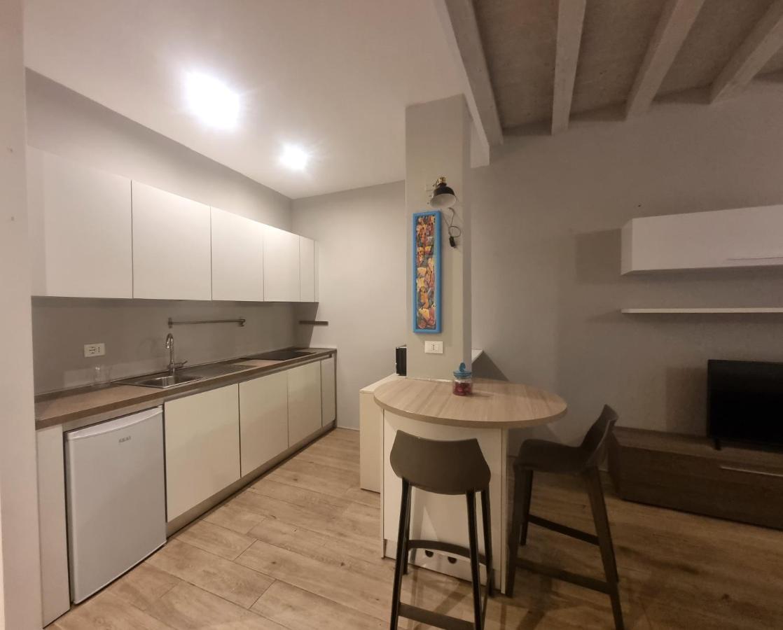 Profumo Di Lago Desenzano-By Goccia Di Lago Desenzano del Garda Eksteriør billede